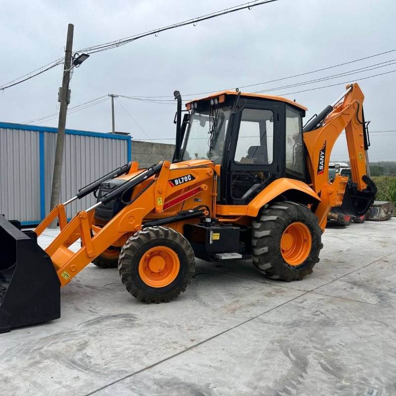 Трактор-экскаватор с фронтальн – обзор и цена Tractor Backhoe